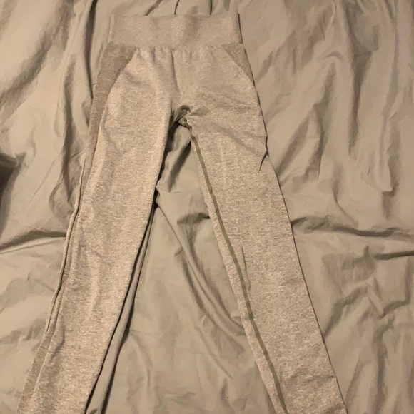 Gymshark grey leggings - Picture 1 of 2